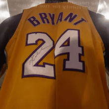Kobe Bryant jersey sells for record $5.8 million at auction